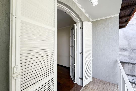 Varanda do Quarto 1 de casa à venda com 3 quartos, 125m² em Vila Basileia, São Paulo