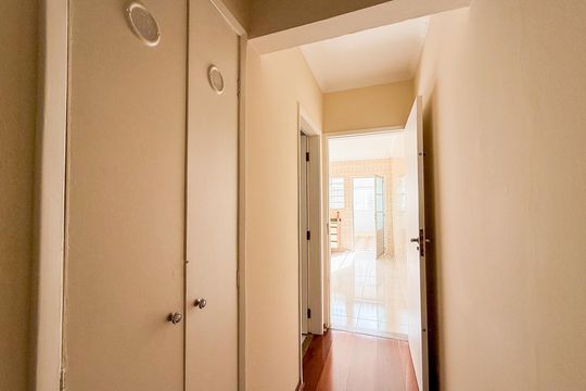 Sala de casa à venda com 3 quartos, 125m² em Vila Basileia, São Paulo