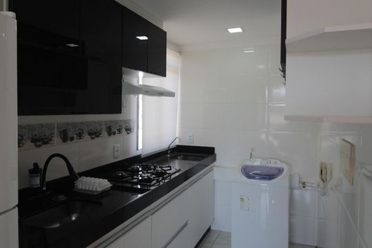 Cozinha e Área de Serviço de apartamento para alugar com 2 quartos, 55m² em Santa Amelia, Belo Horizonte