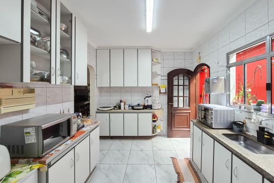 Cozinha de casa à venda com 3 quartos, 212m² em Vila Jordanopolis, São Bernardo do Campo