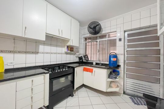Cozinha 2 de casa à venda com 6 quartos, 250m² em Jardim Munhoz Junior, Osasco
