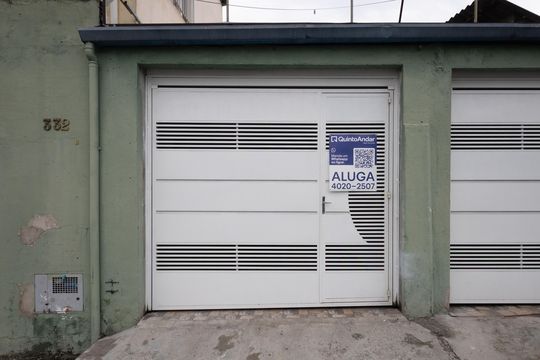 Fachada Placa de casa para alugar com 2 quartos, 150m² em Vila Nova Mazzei, São Paulo