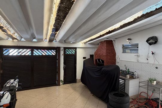 Garagem de casa para alugar com 5 quartos, 240m² em Aparecida, Santos