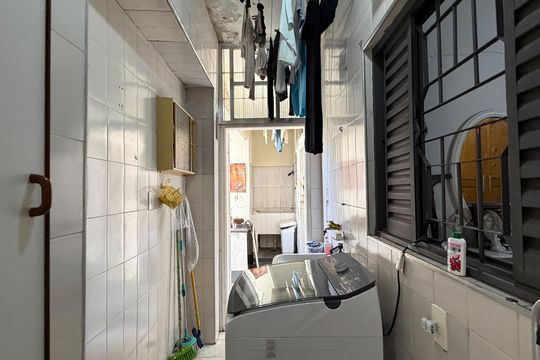Área de Serviço de casa para alugar com 5 quartos, 240m² em Aparecida, Santos