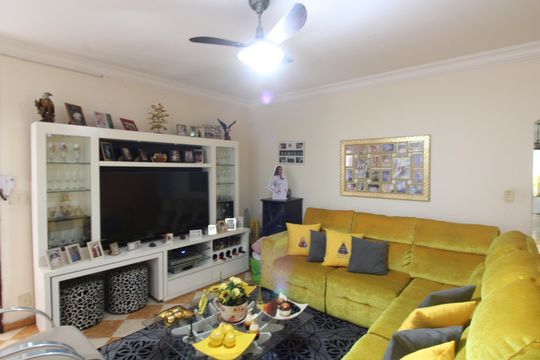 Sala de casa para alugar com 3 quartos, 192m² em Vila Marieta, São Paulo