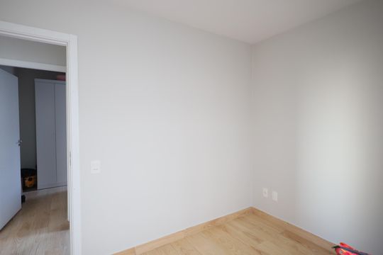 Quarto 2 de apartamento para alugar com 2 quartos, 40m² em Jardim do Lago, Osasco