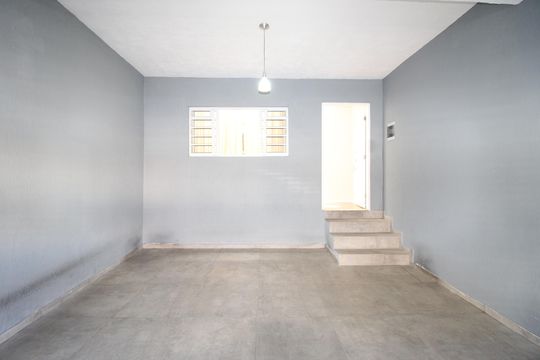 Garagem de casa para alugar com 3 quartos, 150m² em Itaquera, São Paulo