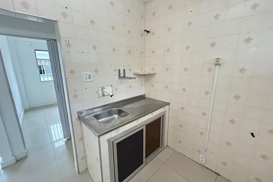 Cozinha de apartamento para alugar com 3 quartos, 58m² em Cascadura, Rio de Janeiro