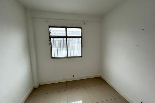 Quarto 1 de apartamento para alugar com 3 quartos, 58m² em Cascadura, Rio de Janeiro