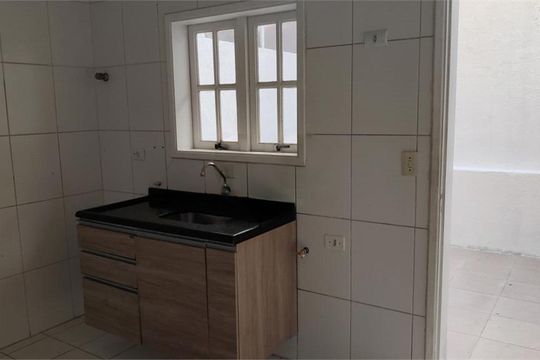 Casa de Condomínio à venda com 2 quartos, 128m² em Jardim Leonor Mendes de Barros, São Paulo