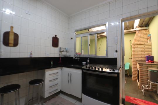 Cozinha de casa de condomínio à venda com 3 quartos, 138m² em Chácara Belenzinho, São Paulo