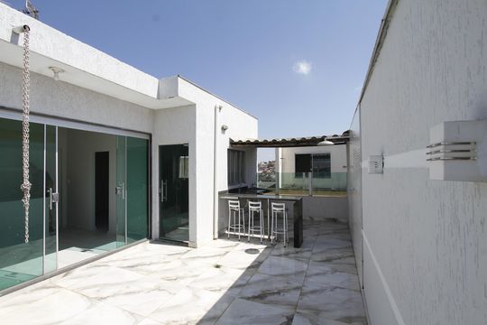 Cobertura de apartamento à venda com 3 quartos, 130m² em Carlos Prates, Belo Horizonte
