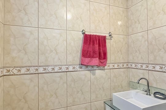 Casa 1 - Banheiro 1 de casa à venda com 5 quartos, 170m² em Vila Bonilha Nova, São Paulo