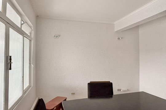 Casa à venda com 5 quartos, 170m² em Vila Bonilha Nova, São Paulo