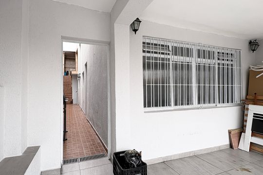 Garagem de casa à venda com 5 quartos, 170m² em Vila Bonilha Nova, São Paulo