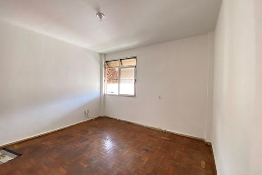 Apartamento à venda com 2 quartos, 45m² em Tomás Coelho, Rio de Janeiro