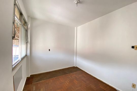 Apartamento à venda com 2 quartos, 45m² em Tomás Coelho, Rio de Janeiro