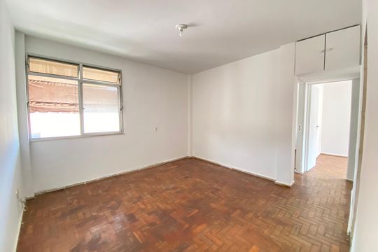 Apartamento à venda com 2 quartos, 45m² em Tomás Coelho, Rio de Janeiro