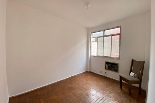Apartamento à venda com 2 quartos, 45m² em Tomás Coelho, Rio de Janeiro