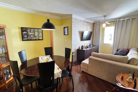 Apartamento à venda com 2 quartos, 58m² em Parque Sao Vicente, Santo André