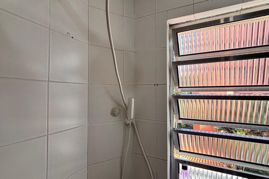 Banheiro de apartamento para alugar com 2 quartos, 72m² em Indianópolis, São Paulo