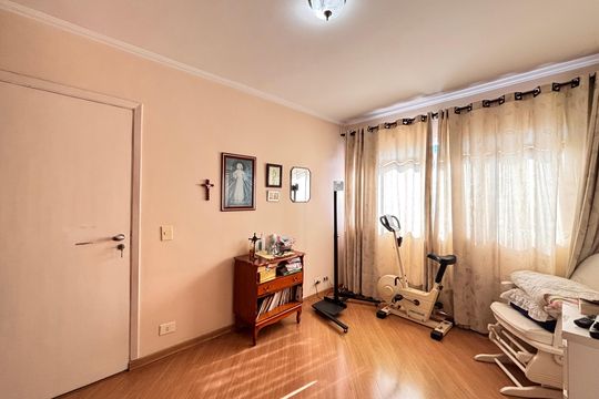Quarto 1 de apartamento para alugar com 2 quartos, 72m² em Indianópolis, São Paulo