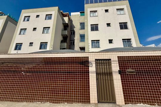Fachada de apartamento à venda com 2 quartos, 60m² em Parque Turistas, Contagem