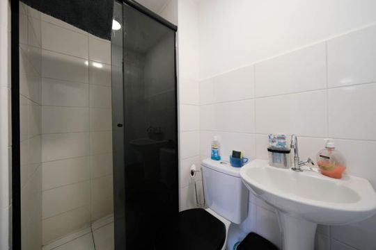 Banheiro de apartamento à venda com 2 quartos, 35m² em Vila Ré, São Paulo