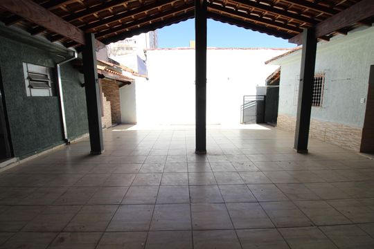 Quintal de casa para alugar com 3 quartos, 145m² em Jardim Bela Vista, São José dos Campos