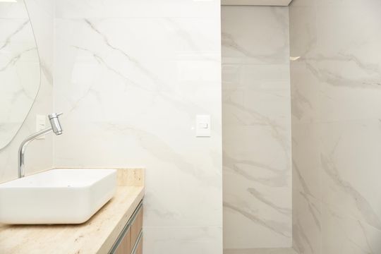 Banheiro Social de apartamento para alugar com 3 quartos, 120m² em Centro, Belo Horizonte