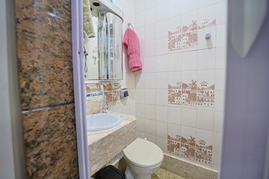 Banheiro 2 de casa à venda com 3 quartos, 125m² em Vila Talarico, São Paulo