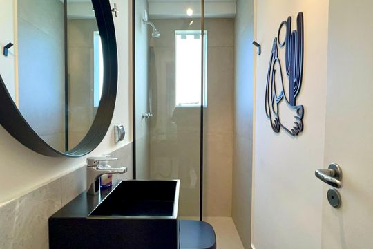 Banheiro de apartamento para alugar com 2 quartos, 103m² em Pinheiros, São Paulo