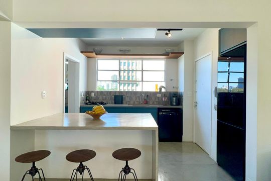 Cozinha de apartamento para alugar com 2 quartos, 103m² em Pinheiros, São Paulo