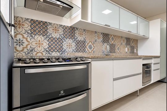 Cozinha de apartamento para alugar com 4 quartos, 258m² em Alphaville Empresarial, Barueri