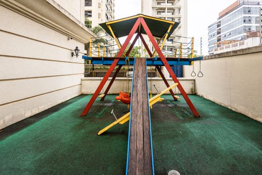 Playground de apartamento para alugar com 3 quartos, 112m² em Sumarezinho, São Paulo