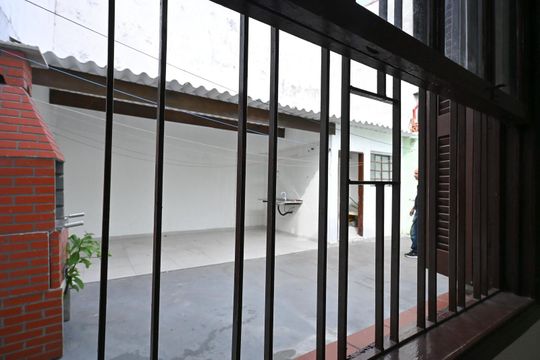 Vista do Quarto 2 de casa para alugar com 2 quartos, 125m² em Super Quadra Morumbi, São Paulo