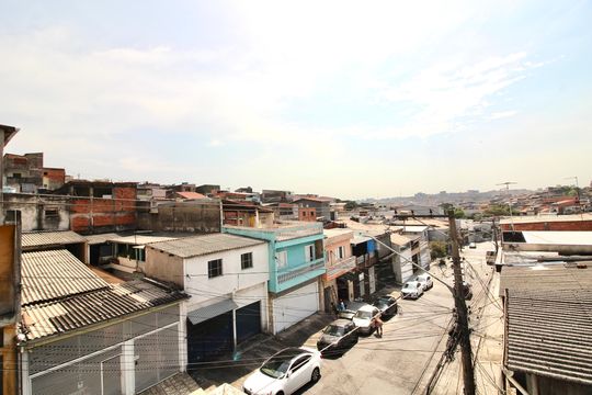 Vista do quintal  de casa à venda com 3 quartos, 400m² em Jardim Brasilia, São Paulo