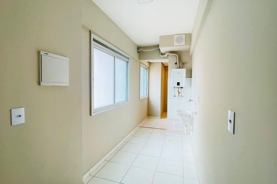 Área de Serviço de apartamento para alugar com 3 quartos, 125m² em Jardim Branca Flor, Embu das Artes