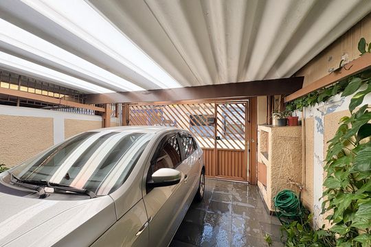 Garagem de casa à venda com 3 quartos, 113m² em Vila Bancaria Munhoz, São Paulo