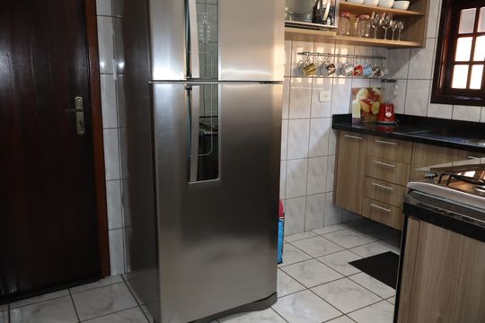 Cozinha de casa à venda com 3 quartos, 257m² em Parque Savoi City, São Paulo