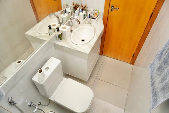 Suíte - Banheiro  de apartamento à venda com 2 quartos, 77m² em Buritis, Belo Horizonte