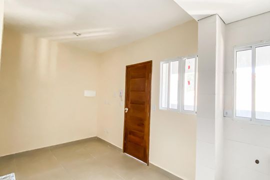 Sala /cozinha /área de serviço de apartamento para alugar com 2 quartos, 36m² em Vila Nhocuné, São Paulo