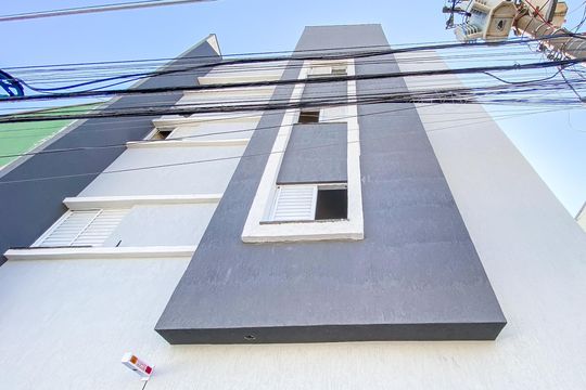 Fachada de apartamento para alugar com 2 quartos, 36m² em Vila Nhocuné, São Paulo