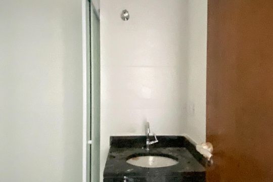 Banheiro de apartamento para alugar com 2 quartos, 36m² em Vila Nhocuné, São Paulo