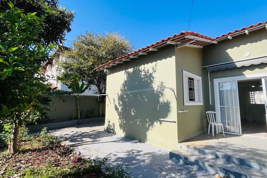 Casa para alugar com 3 quartos, 160m² em Vila Guararapes, Campinas