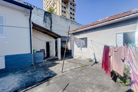 Área externa de casa para alugar com 1 quarto, 40m² em Guaiauna, São Paulo