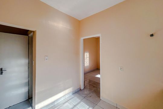 Cozinha de casa para alugar com 1 quarto, 40m² em Guaiauna, São Paulo