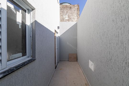Varanda Quarto 2 de apartamento para alugar com 2 quartos, 46m² em Vila Nhocuné, São Paulo