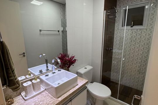 Banheiro de apartamento à venda com 2 quartos, 84m² em Jardim do Mar, São Bernardo do Campo