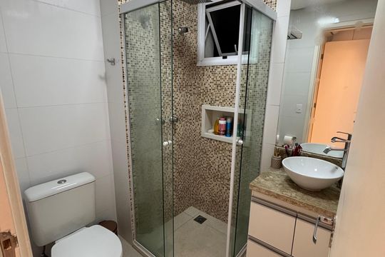 Banheiro de apartamento à venda com 2 quartos, 84m² em Jardim do Mar, São Bernardo do Campo